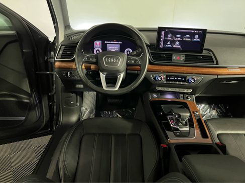 Used 2023 Audi Q5 2.0T Premium Plus w/ Premium Plus Package AWD/4WD image 14