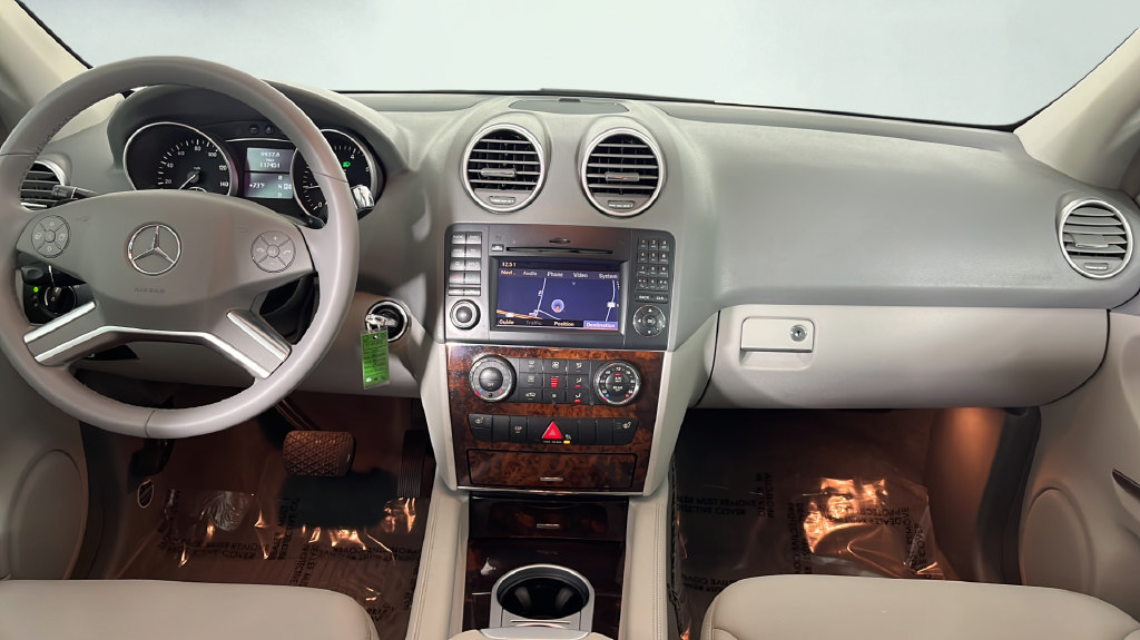 Used 2011 Mercedes-Benz ML 350 2WD image 23
