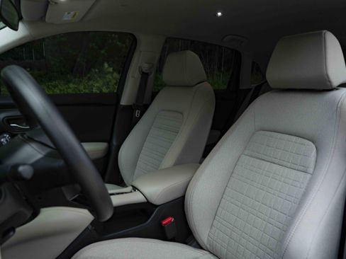 Used 2026 Honda HR-V LX image 17