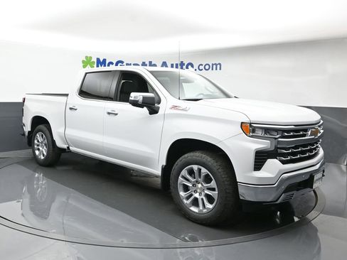Used 2025 Chevrolet Silverado 1500 LTZ w/ LTZ Premium Package image 2