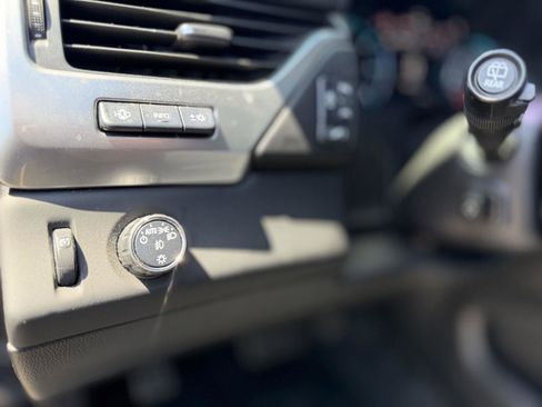 Used 2017 Chevrolet Tahoe Premier image 12