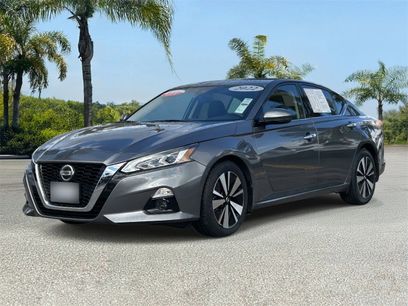 Certified 2022 Nissan Altima 2.5 SL