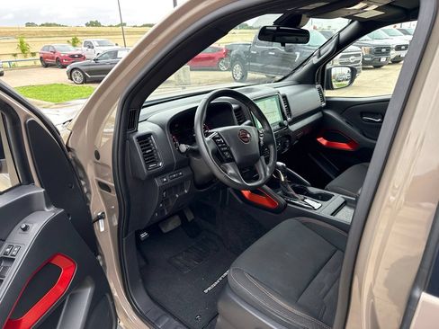 Used 2024 Nissan Frontier Pro-X w/ Technology Package RWD image 19