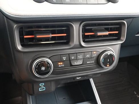 Certified 2024 Ford Maverick XLT FWD image 23