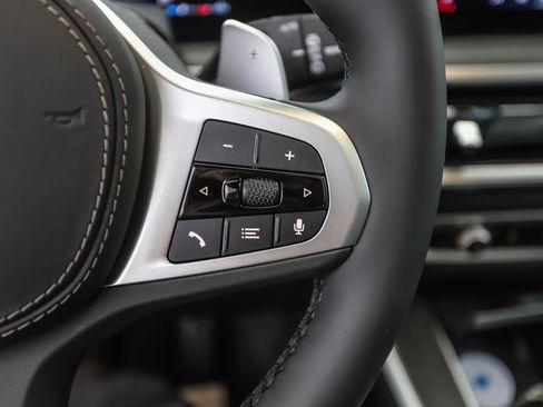 Used 2026 BMW X5 xDrive40i w/ M Sport Package image 13