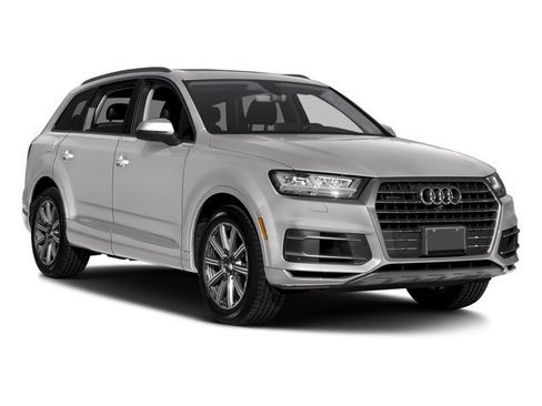 Used 2018 Audi Q7 3.0T Premium AWD/4WD image 7