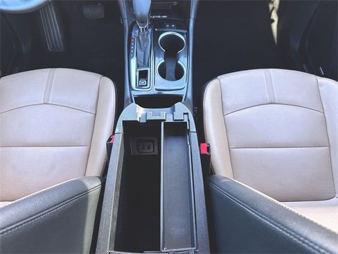 Used 2024 Chevrolet Equinox Premier image 36