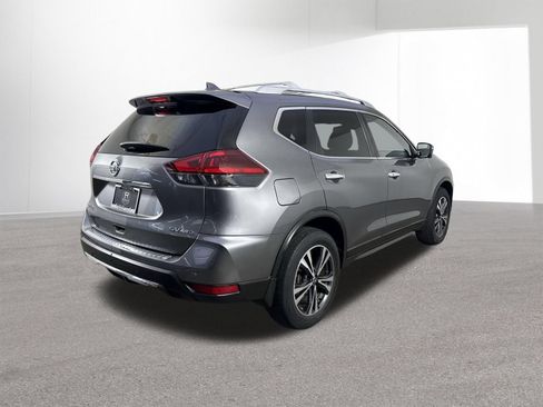 Used 2019 Nissan Rogue SV w/ Sun & Sound Touring Package AWD/4WD image 36