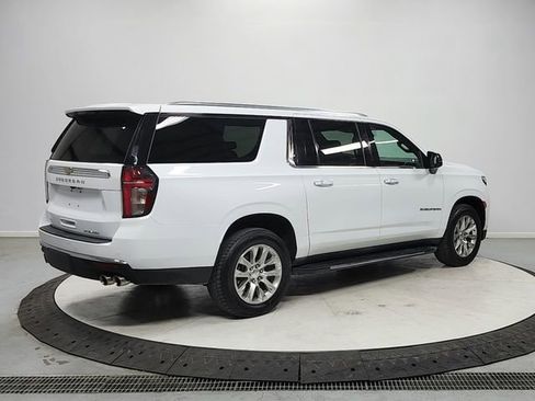 Used 2023 Chevrolet Suburban Premier RWD image 7