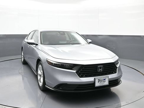 Used 2023 Honda Accord LX image 3
