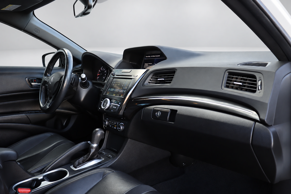 Used 2019 Acura ILX w/ Technology Plus & A-SPEC FWD image 22