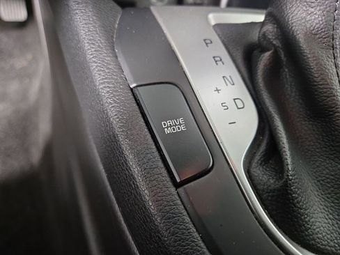 Certified 2023 Kia Forte LXS image 23