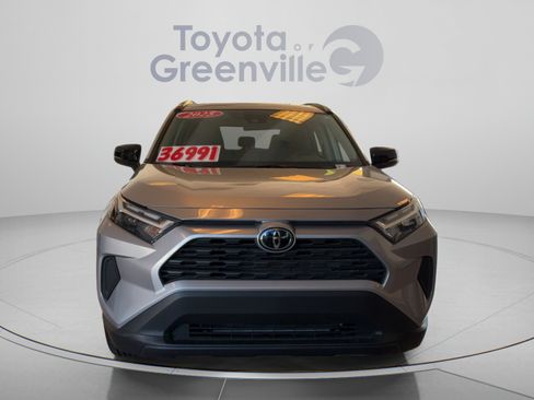 Certified 2025 Toyota RAV4 XLE w/ Convenience Package FWD image 9
