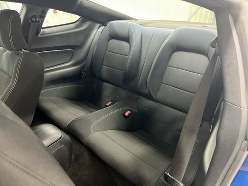 Used 2017 Ford Mustang Coupe RWD image 22