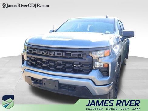 Used 2025 Chevrolet Silverado 1500 Custom w/ LPO, Dark Essentials Package AWD/4WD image 3