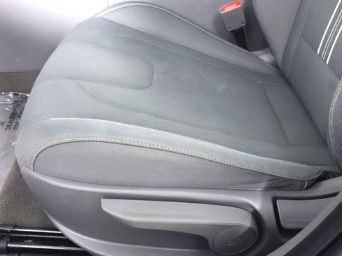 Used 2021 Hyundai Elantra SEL w/ Convenience Package FWD image 28