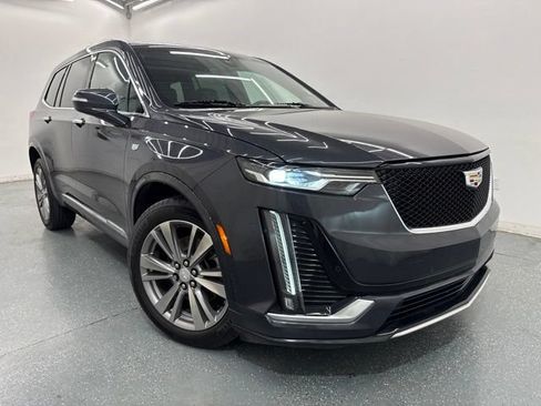 Used 2023 Cadillac XT6 Premium Luxury AWD/4WD image 3