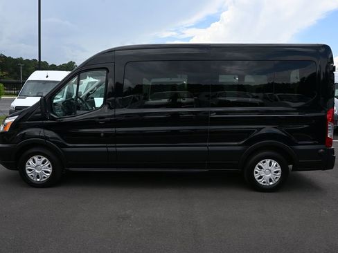 Used 2019 Ford Transit 350 XLT RWD image 3