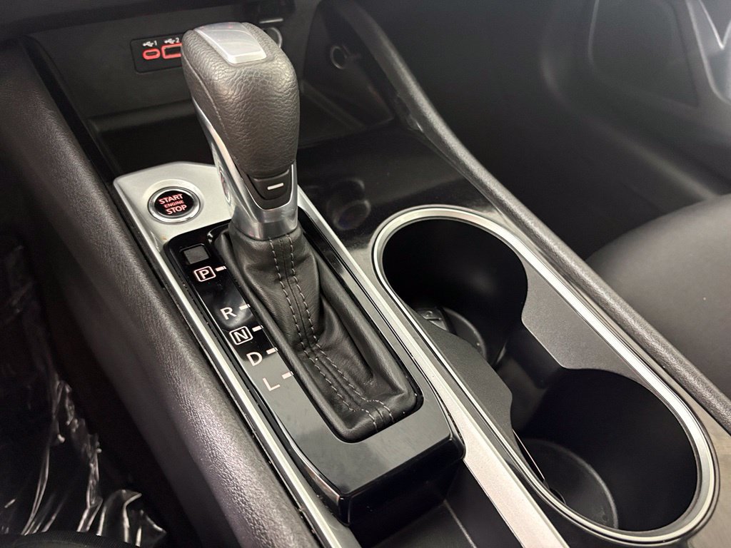 Used 2024 Nissan Altima 2.5 SV FWD image 31