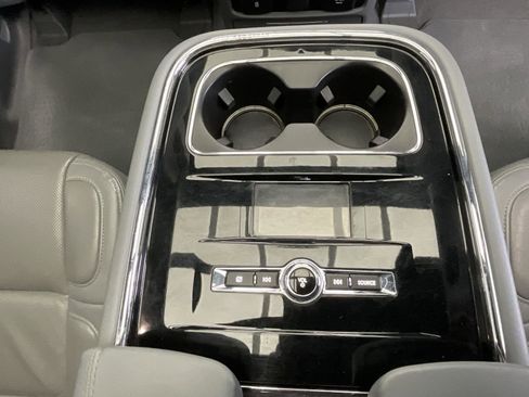 Used 2020 Lincoln Navigator L Reserve w/ Luxury Package AWD/4WD image 20