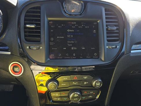 Used 2023 Chrysler 300 S image 9