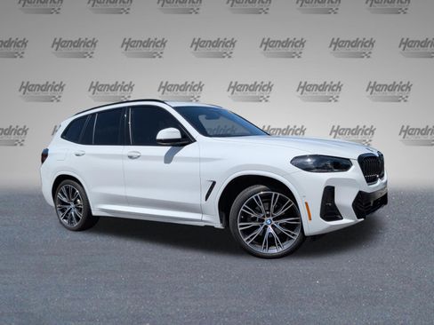 Used 2024 BMW X3 xDrive30i w/ Premium Package AWD/4WD image 2