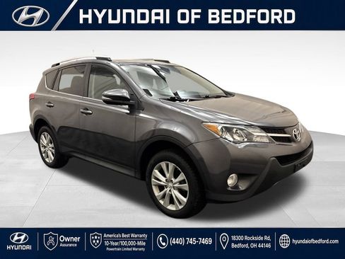 Used 2014 Toyota RAV4 Limited w/ Technology Package AWD/4WD image 3