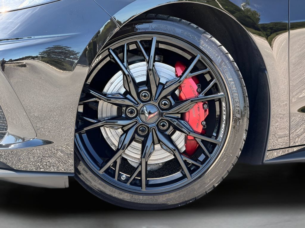 Used 2023 Chevrolet Corvette Stingray Preferred Cpe w/ Z51 Performance Package RWD image 10