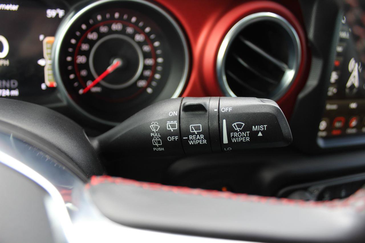 Used 2018 Jeep Wrangler Unlimited Rubicon AWD/4WD image 57