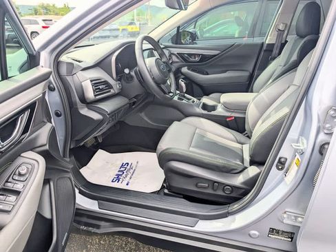 Used 2024 Subaru Outback Onyx Edition XT AWD/4WD image 9