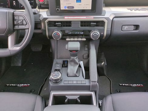 New 2026 Toyota Tacoma TRD Off-Road AWD/4WD image 18
