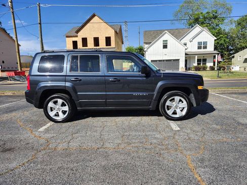 Used 2015 Jeep Patriot Latitude w/ Trailer Tow Prep Group FWD image 12