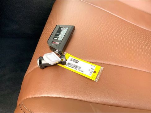 Used 2025 Acura MDX FWD w/ Technology Package image 13