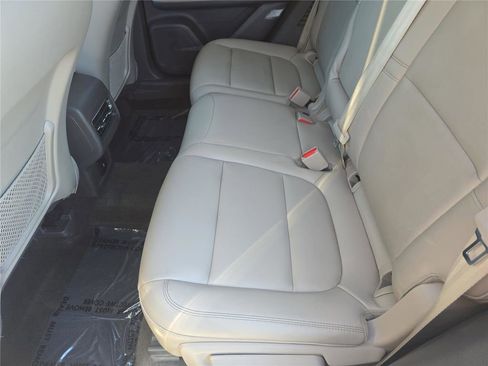 Used 2023 Lincoln Corsair FWD image 10