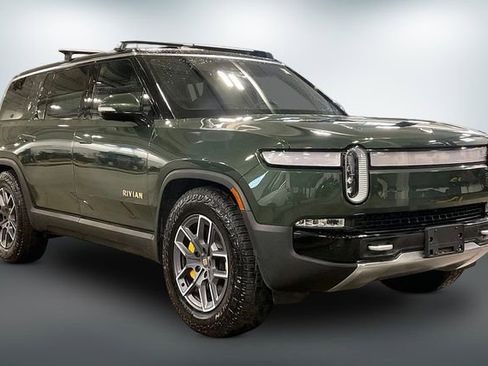 Used 2023 Rivian R1S Adventure AWD/4WD image 1