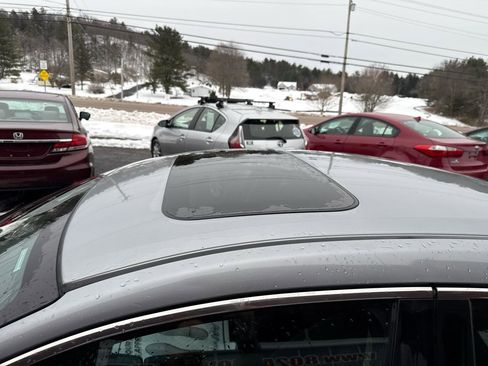 Used 2018 Honda Civic EX image 5