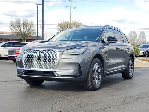 New 2026 Lincoln Corsair Premiere image 2