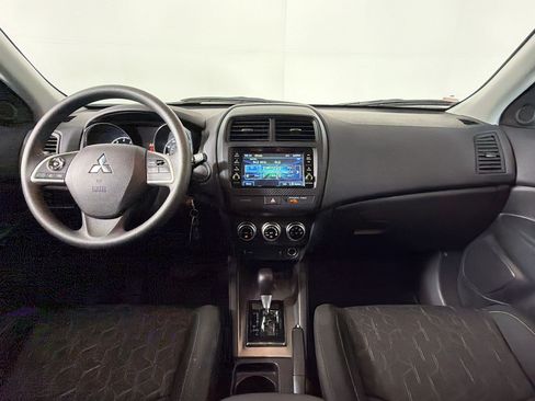 Used 2025 Mitsubishi Outlander Sport ES AWD/4WD image 13