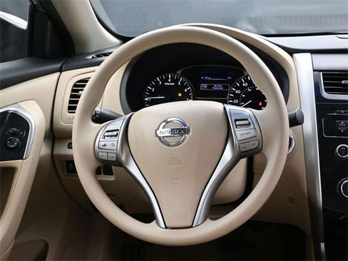 Used 2014 Nissan Altima 2.5 S image 12