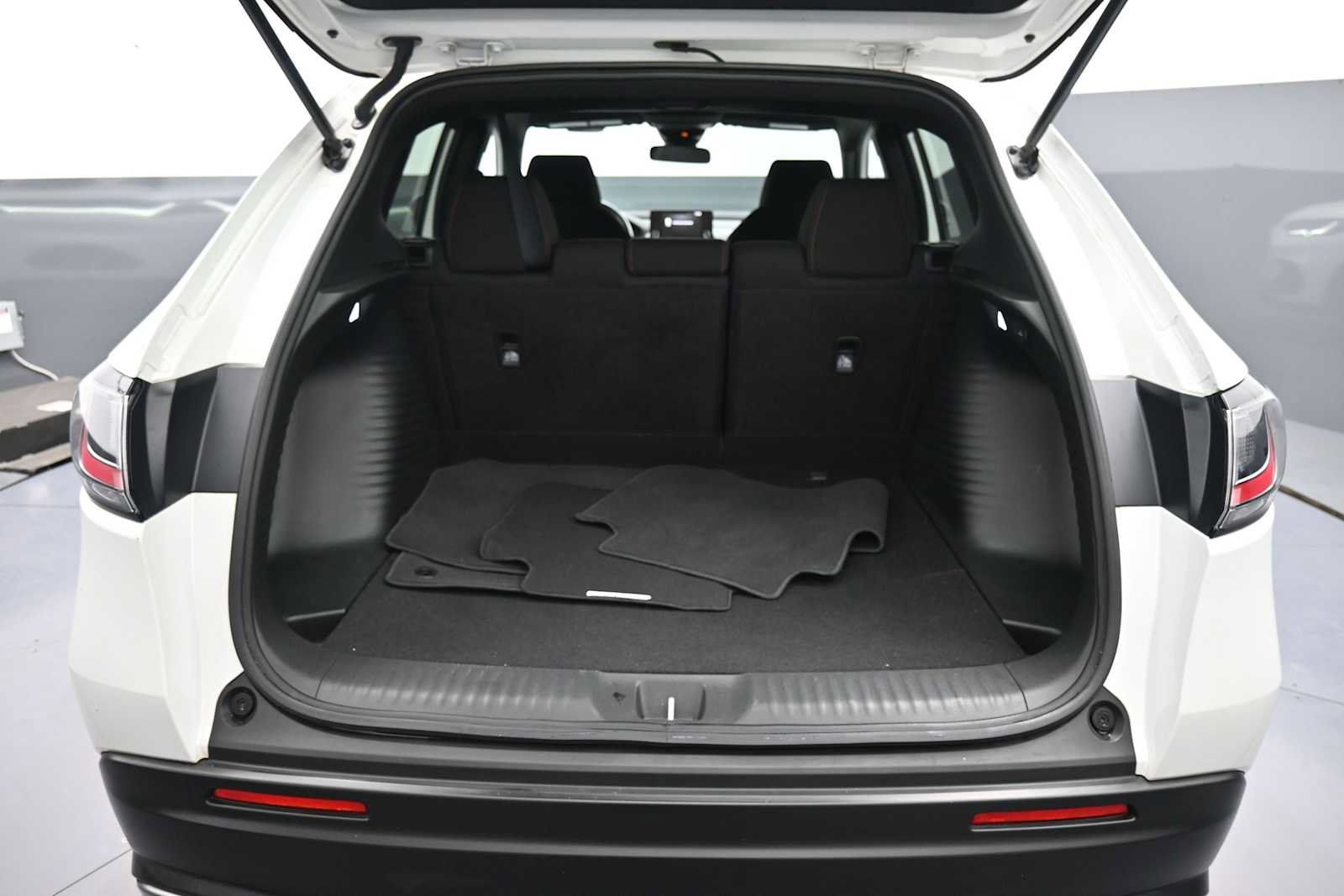 Certified 2024 Honda HR-V Sport image 21