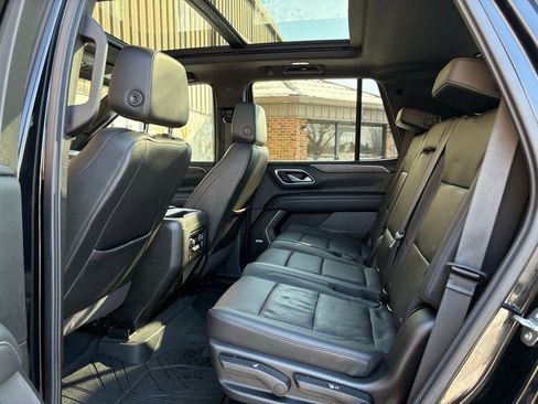 Used 2021 Chevrolet Tahoe Z71 w/ Z71 Signature Package image 43