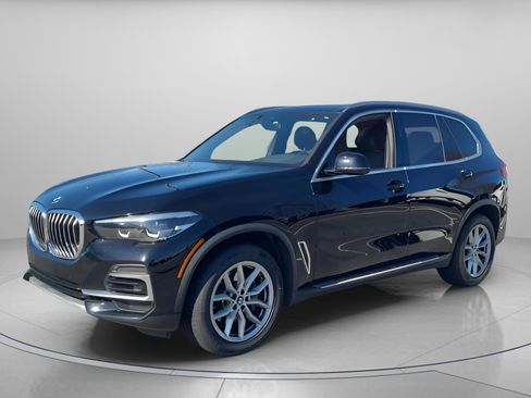 Used 2023 BMW X5 xDrive40i image 2