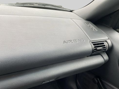 Used 1995 Chevrolet Camaro LT RWD image 20