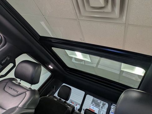 Used 2019 Ford F150 Raptor w/ Equipment Group 802A Luxury image 21