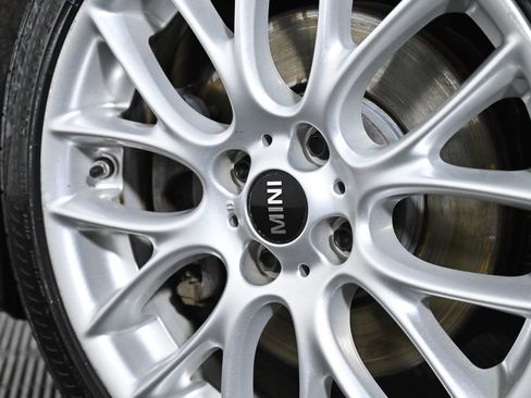 Used 2015 MINI Cooper Roadster S image 28