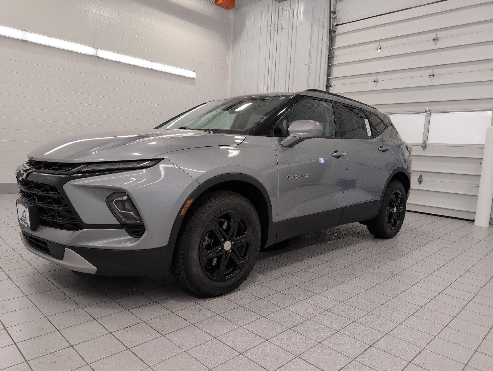 Used 2024 Chevrolet Blazer LT w/ Convenience Package AWD/4WD image 12
