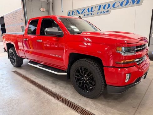 Used 2017 Chevrolet Silverado 1500 LT w/ All Star Edition AWD/4WD image 2