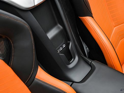 Used 2025 Chevrolet Corvette Z06 RWD image 67