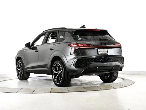 New 2026 Audi Q3 quattro 2.0T AWD/4WD image 8