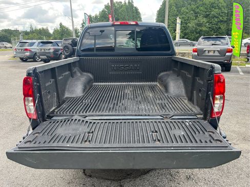 Used 2015 Nissan Frontier Desert Runner RWD image 14